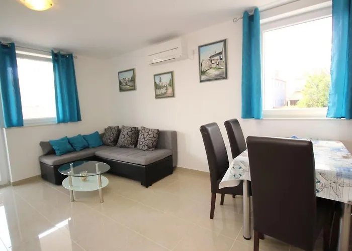 Apartament In Mit Eigenem Balkon By Interhome *