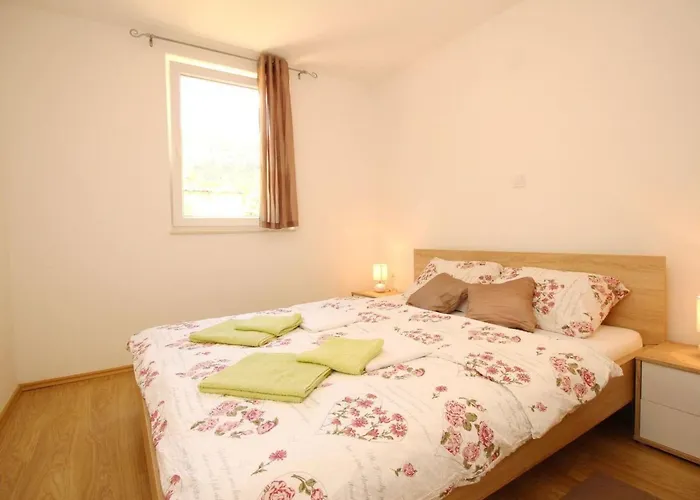 In Mit Eigenem Balkon By Interhome