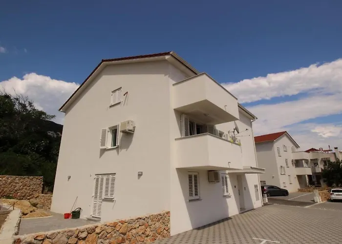 In Mit Eigenem Balkon By Interhome *