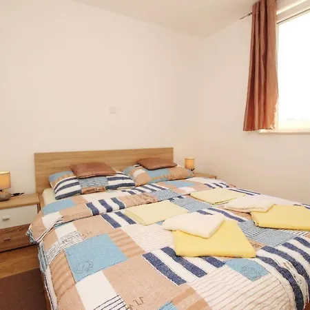 In Mit Eigenem Balkon By Interhome Apartamento *