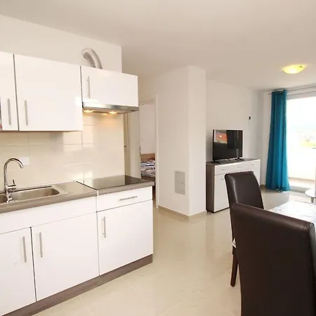 شقة In Mit Eigenem Balkon By Interhome *